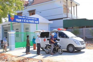 Dịch COVID-19: Ninh Thuận đưa thêm 6 trường hợp F1 đi cách ly