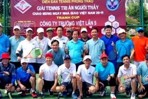 Giải tennis tri ân người thầy nhân ngày 20-11