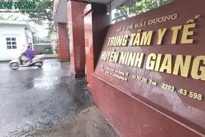 Sau khi ăn kẹo dẻo ở nhà, bé trai 6 tuổi có biểu hiện bị hóc kẹo, nhập viện cấp cứu nhưng không qua khỏi.