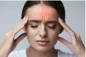 Đau nửa đầu bên trái kéo dài, bệnh gì?