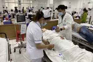 Tình hình sức khỏe 3 người bị thương vụ ngã cây ở Công viên Tao Đàn