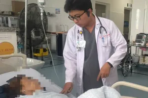 Số ca nghi ngộ độc thực phẩm sau ăn bánh mì ở Vũng Tàu đã gần 300 