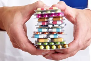 Bộ Y tế đề nghị sàn thương mại điện tử siết chặt mua bán thuốc online