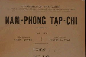 Nam Phong tạp chí số 1. Ảnh: TRẦN ĐÌNH BA chụp từ file báo