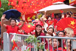 Người dân không có tài khoản ngân hàng, làm sao để nhận quà 100.000 đồng?