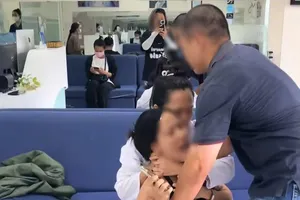 Vụ bác sĩ nha khoa hành hung khách: Bộ Y tế yêu cầu làm rõ