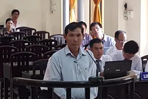 Giám đốc xin treo vì sợ đi tù công nhân sẽ thất nghiệp