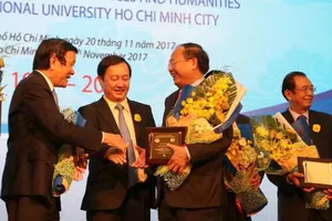 Chùm ảnh: 60 năm - từ Văn khoa đến ĐH KHXH&NV