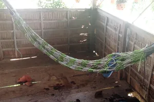 Trung úy biên phòng đâm mẹ con chủ quán karaoke