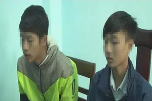 Hai học sinh đánh vỡ lún xương sọ bạn học