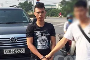 Chặn xe ba sĩ quan công an… để cướp