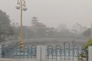 Sài Gòn bảng lảng sương mù