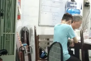 Điều tra 1 số người xưng nhà báo lừa chạy án ở TP.HCM