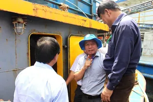 Tàu vỏ thép Bình Định: Máy Mitsubishi không chính hãng