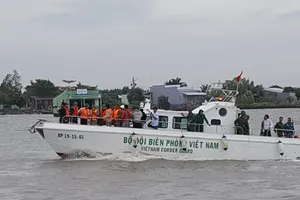 Phó Thủ tướng thị sát ứng phó bão tại Cà Mau