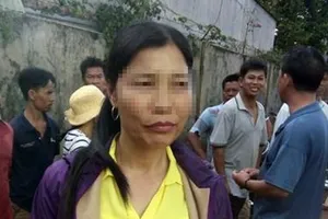 Đi uốn tóc, bị vây bắt vì nghi bắt cóc trẻ em