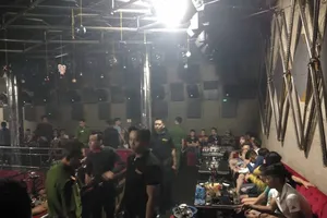 Gần 80 người dương tính ma túy ở quán bar Gò Vấp