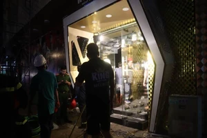 Đang sửa chữa, bar ở TP Bà Rịa sập làm 8 người bị thương