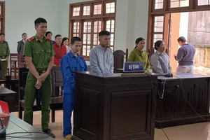 Các bị cáo tại phiên tòa. Ảnh: T.QUÂN