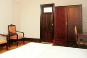 Giết người tình trong nhà nghỉ rồi nhờ báo công an đến bắt