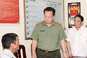 Tạm giữ hình sự nghi can đánh mìn cho nổ ô tô