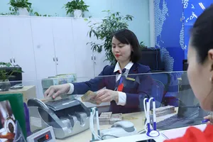 Ngân hàng luôn sẵn sàng cho những doanh nghiệp hoạt động tốt vay tiền. Ảnh: T.LINH