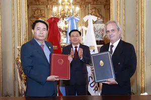 Việt Nam - Argentina ký Hiệp định về dẫn độ