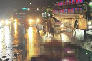 Va chạm xe giường nằm, 2 cha con tử vong trên Quốc lộ 1