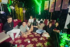 Quảng Trị: Nhiều người tổ chức 'tiệc' ma túy tại nhà và quán karaoke