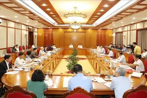 Bộ Chính trị cách tất cả các chức vụ trong Đảng nhiều nguyên lãnh đạo tỉnh Quảng Ninh