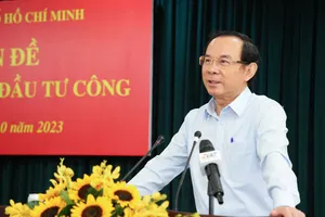 Bí thư TP.HCM: Thành uỷ không có quyền điều hành giải ngân đầu tư công, chỉ có quyền thay cán bộ