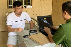 Bị can có 2 lệnh truy nã trốn từ Hải Dương vào TP.HCM thì bị bắt