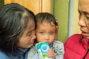 Kỳ diệu: Tìm thấy bé 2 tuổi sau 3 ngày mất tích