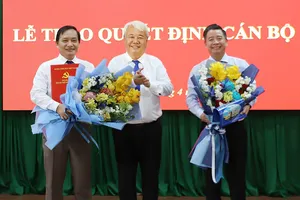 TP.HCM điều động vị trí công tác 2 lãnh đạo quận 7