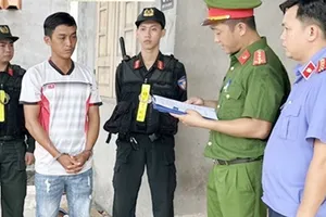 Hơn 50 công an khám xét, bắt thêm 4 bị can trong vụ 'Công trường sa tặc' ở Bình Thuận