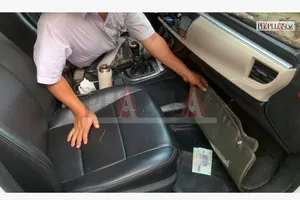 CLIP ĐIỀU TRA: Bắt tài xế taxi 27-7 chiếm đoạt tiền du khách
