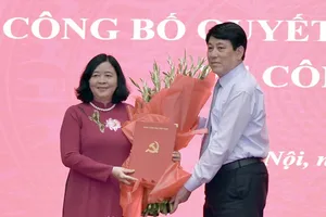 Bộ Chính trị phân công bà Bùi Thị Minh Hoài làm Bí thư Thành ủy Hà Nội