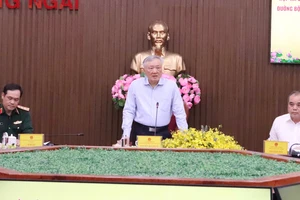 Phó Thủ tướng: Đẩy nhanh tiến độ 4 dự án cao tốc ở miền Trung