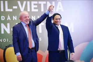 Tổng thống Brazil và Thủ tướng Việt Nam dự Diễn đàn kinh tế Việt Nam-Brazil