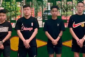 Bốn người nhập cảnh trái phép, khai trốn khỏi ổ lừa đảo trực tuyến ở Campuchia