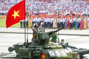 Quân đội nhân dân vững bước dưới cờ Đảng quang vinh 