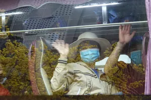 Tấm vé mùa xuân đưa 1.500 công nhân khó khăn về quê đón Tết