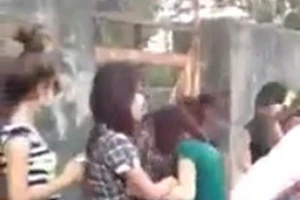 Nữ sinh 16 tuổi chủ mưu vụ đánh hội đồng thiếu nữ 