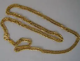 Vào tiệm vàng giật dây chuyền vì thua bài 20 triệu