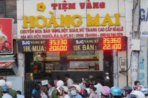 Các tiệm vàng tư nhân trước nguy cơ bị niêm phong tài sản
