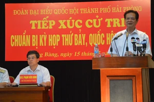 Thủ tướng: Tàu TQ vòng mấy lớp cản trở tàu ta tiếp cận giàn khoan