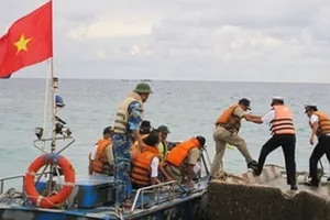 Tại sao Trung Quốc giận dữ vì Hải quân Việt Nam, Philippines giao lưu?