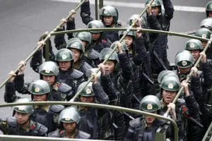 Trung Quốc bỏ tù 32 người truyền tải phim khủng bố bạo lực