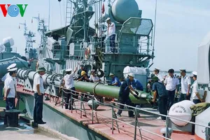 “Xuất kích tiêu diệt mục tiêu trên biển ngay từ loạt đạn đầu“