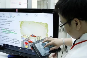 TTXVN: Cân nhắc việc sử dụng máy tính bảng cho học sinh tiểu học